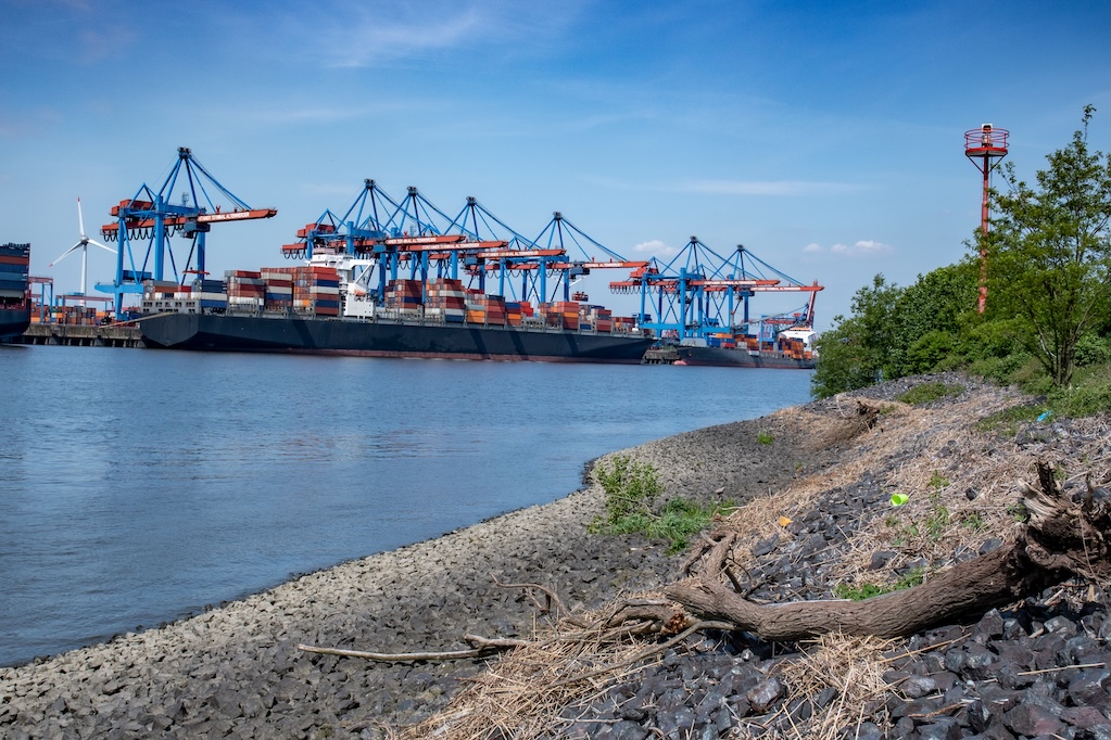 Containerterminal Altenwerder